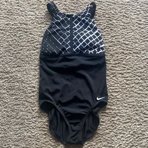 Nike One Piece Black and White Swimsuit